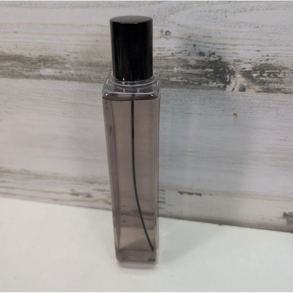 Bath and Body Works Cosmic BLACK Fine Fragrance Mist Spray 8 oz RARE Retired